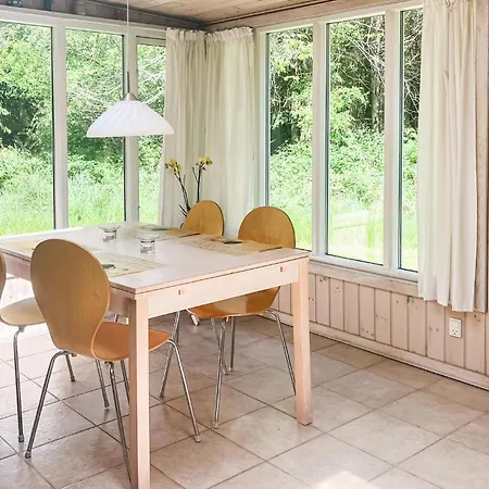 בית נופש 3 Bedroom Cozy In *
