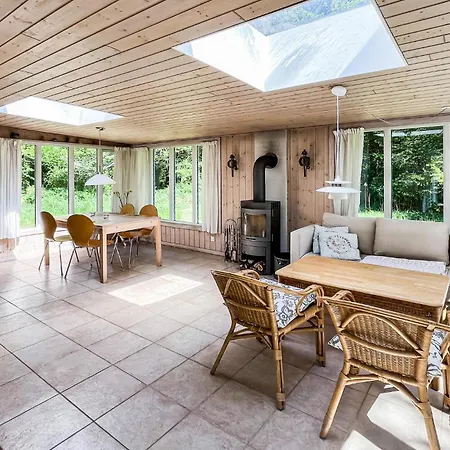펜션 3 Bedroom Cozy In Fårevejle