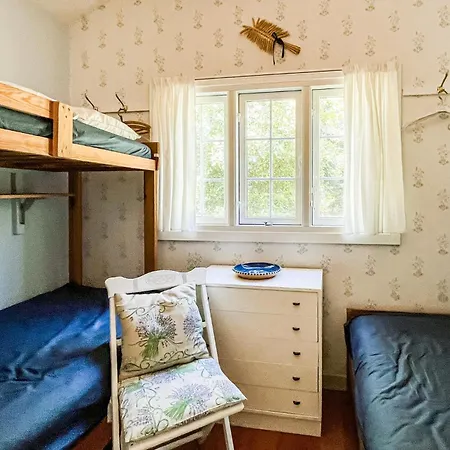 펜션 3 Bedroom Cozy In